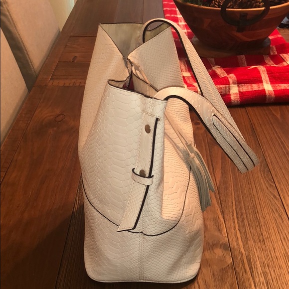 Hand bag - Picture 2 of 8